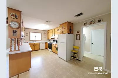 411 W Persimmon Ave, Foley, AL 36535 - Photo 16