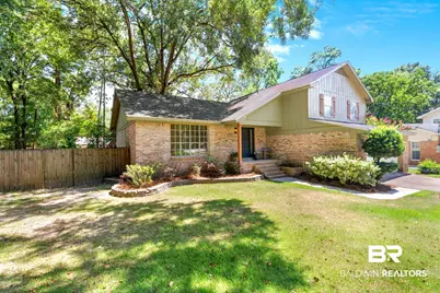 106 Iris Cir, Daphne, AL 36526 - Photo 2