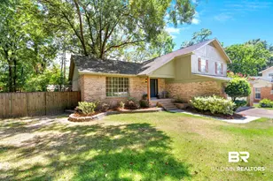 106 Iris Cir, Daphne, AL 36526 - Photo 2