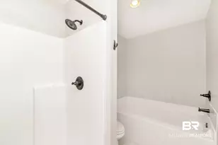 1102 Pinemont Dr, Mobile, AL 36609 - Photo 18