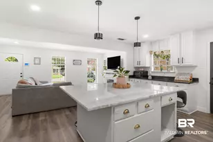 4303 Via Alta Dr, Mobile, AL 36609 - Photo 12