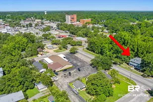407 E 2nd St, Bay Minette, AL 36507 - Photo 4