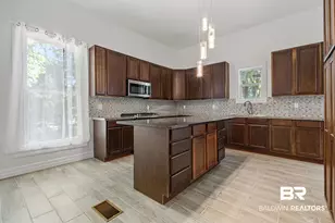 407 E 2nd St, Bay Minette, AL 36507 - Photo 8