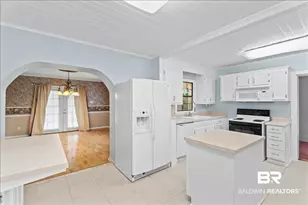 404 NW 3rd St, Summerdale, AL 36580 - Photo 8