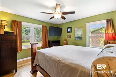 5609 Diane Drive, Mobile, AL 36618 - Photo 2