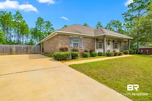 105 Lucy Dr, Bay Minette, AL 36507 - Photo 4