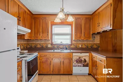 1901 N Juniper Street, Foley, AL 36535 - Photo 8