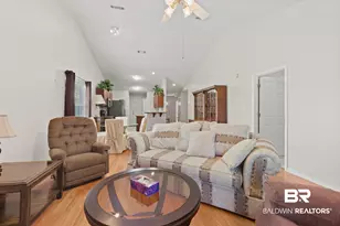 656 Spring Lake Dr, Mobile, AL 36695 - Photo 10