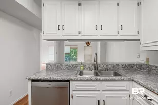 36 Lake Shore Dr, Daphne, AL 36526 - Photo 8