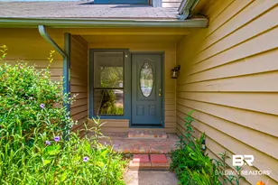 36 Lake Shore Dr, Daphne, AL 36526 - Photo 2