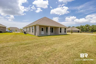 19178 Maple Crest Loop, Foley, AL 36535 - Photo 2