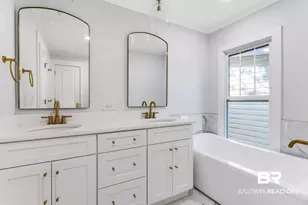 217 S Mobile St, Fairhope, AL 36532 - Photo 50