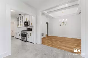 217 S Mobile St, Fairhope, AL 36532 - Photo 14