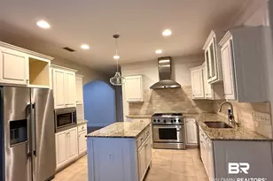 202 Cumberland Rd, Fairhope, AL 36532 - Photo 2