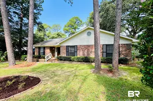109 Windsor Ct, Daphne, AL 36526 - Photo 2