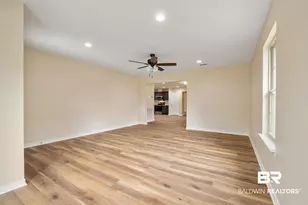 228 W 16th St, Bay Minette, AL 36507 - Photo 6