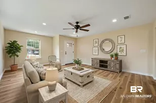 228 W 16th St, Bay Minette, AL 36507 - Photo 8