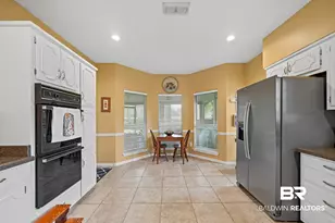 2102 Victoria Dr, Daphne, AL 36526 - Photo 16