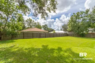 1611 S Bay St, Foley, AL 36535 - Photo 32