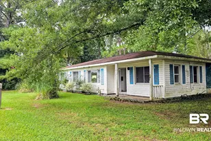 210 N Beech St, Foley, AL 36535 - Photo 1