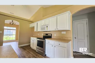 1047 Destin Avenue, Foley, AL 36535 - Photo 16