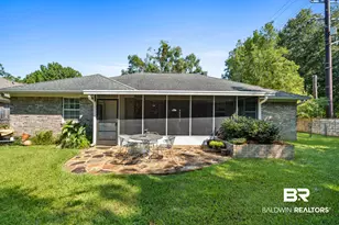 1 Troyer Ct, Fairhope, AL 36532 - Photo 2