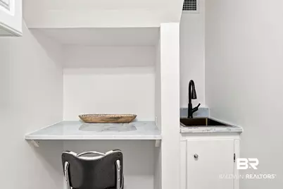 710 S Mobile Street #APT 33, Fairhope, AL 36532 - Photo 170