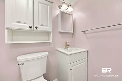 710 S Mobile Street #APT 33, Fairhope, AL 36532 - Photo 90