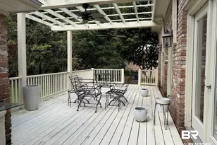 407 Village Dr, Fairhope, AL 36532 - Photo 10