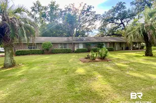 511 N Day Ave, Bay Minette, AL 36507 - Photo 1