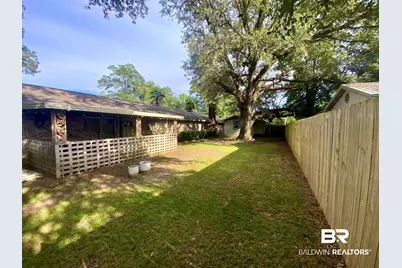 511 N Day Avenue, Bay Minette, AL 36507 - Photo 12