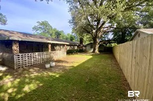 511 N Day Ave, Bay Minette, AL 36507 - Photo 12