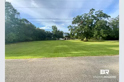 511 N Day Avenue, Bay Minette, AL 36507 - Photo 6