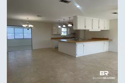 1303 N Cedar Street, Foley, AL 36535 - Photo 2