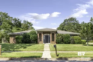 2300 E Christopher Dr E, Mobile, AL 36609 - Photo 2