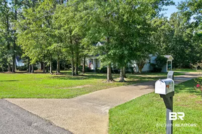 907 Mixon Avenue, Bay Minette, AL 36507 - Photo 6
