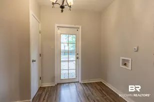 556 Middle St, Fairhope, AL 36532 - Photo 12