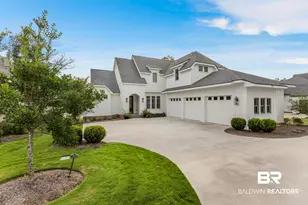 818 Apricot Ln, Fairhope, AL 36532 - Photo 2