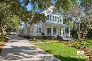 715 S Mobile St, Fairhope, AL 36532 - Photo 1