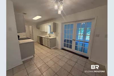 518 W Carolyn Avenue, Foley, AL 36535 - Photo 16