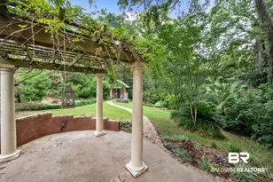 209 Magnolia Ave, Fairhope, AL 36532 - Photo 22