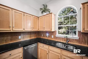 132 Donna Cir, Daphne, AL 36526 - Photo 2