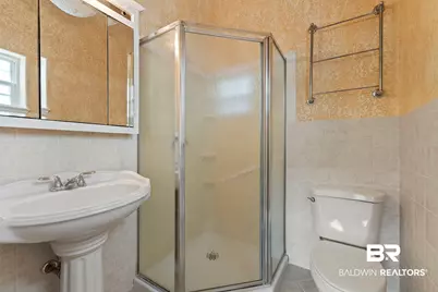 427 Vancouver St, Pensacola, FL 32507 - Photo 66