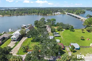 427 Vancouver St, Pensacola, FL 32507 - Photo 102