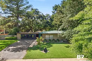108 Hospital Dr, Fairhope, AL 36532 - Photo 64