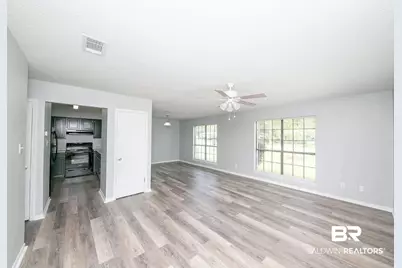 513 W Rose Avenue, Foley, AL 36535 - Photo 10