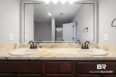 1137 S Forest Glen Drive, Mobile, AL 36618 - Photo 18