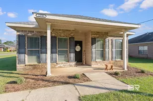 13701 Daniels Dr, Mobile, AL 36695 - Photo 1