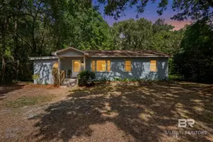 2566 Riverside Dr, Mobile, AL 36605 - Photo 1