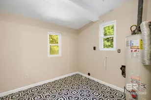 2566 Riverside Dr, Mobile, AL 36605 - Photo 18
